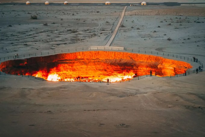 turkmenistan_gas_crater